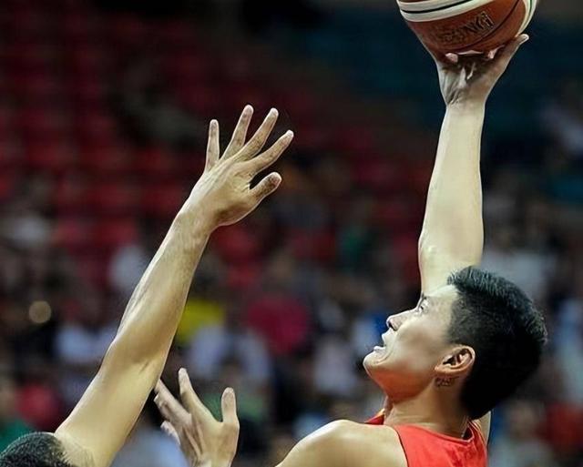 -包含杭州绿城前锋出色表现，成为球队得分王的词条